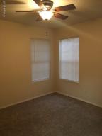 3215 E Laurel Ln, Phoenix, AZ 85028 photo 15