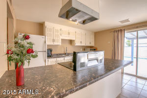 2025 N 70th Dr, Phoenix, AZ 85035 photo 15