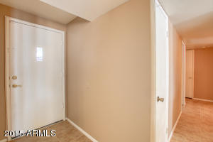 2025 N 70th Dr, Phoenix, AZ 85035 photo 5