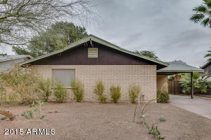 2340 E Manhatton Dr, Tempe, AZ 85282 photo 1