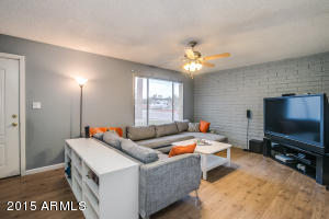 2340 E Manhatton Dr, Tempe, AZ 85282 photo 5