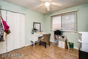 2340 E Manhatton Dr, Tempe, AZ 85282 photo 8