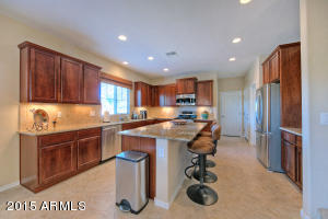 3932 E Cat Balue Dr, Phoenix, AZ 85050 photo 6