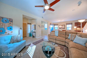3932 E Cat Balue Dr, Phoenix, AZ 85050 photo 3