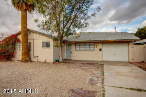 122 E Orchid Ln, Phoenix, AZ 85020 photo 1
