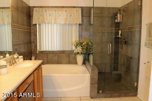 2206 E Monona Dr, Phoenix, AZ 85024 photo 11