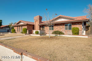 460 Encinas Ave, Gilbert, AZ 85234 photo 2