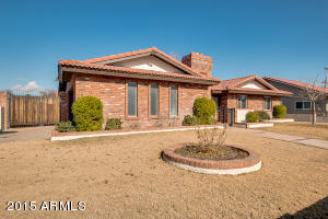 460 Encinas Ave, Gilbert, AZ 85234 photo 3