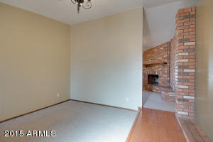 460 Encinas Ave, Gilbert, AZ 85234 photo 4