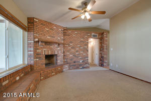 460 Encinas Ave, Gilbert, AZ 85234 photo 7