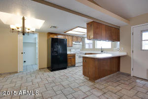 460 Encinas Ave, Gilbert, AZ 85234 photo 9