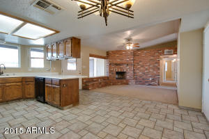 460 Encinas Ave, Gilbert, AZ 85234 photo 11