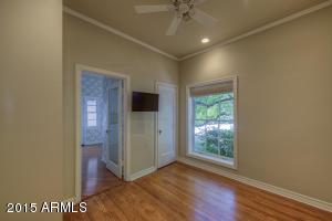 2911 N Manor Dr E, Phoenix, AZ 85014 photo 23