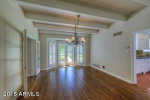 2911 N Manor Dr E, Phoenix, AZ 85014 photo 7