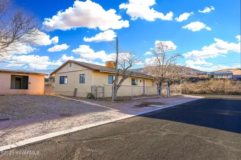598 Siesta St, Clarkdale, AZ 86324