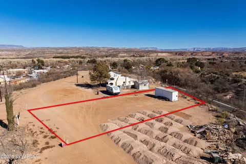 511 N Willard Dr #B, Cottonwood, AZ 86326