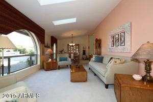 219 E Acapulco Ln, Phoenix, AZ 85022 photo 6