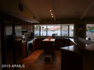 219 E Acapulco Ln, Phoenix, AZ 85022 photo 9