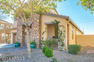 4730 S Twinleaf Dr, Gilbert, AZ 85297 photo 2