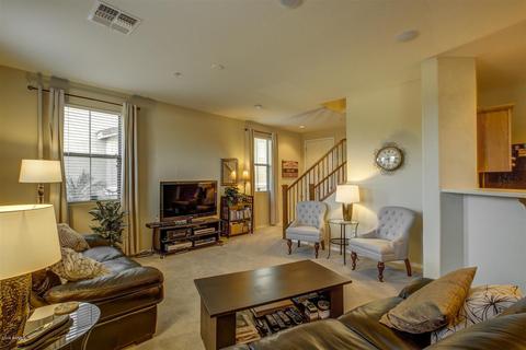 3052 E Dunbar Dr, Phoenix, AZ 85042 photo 4