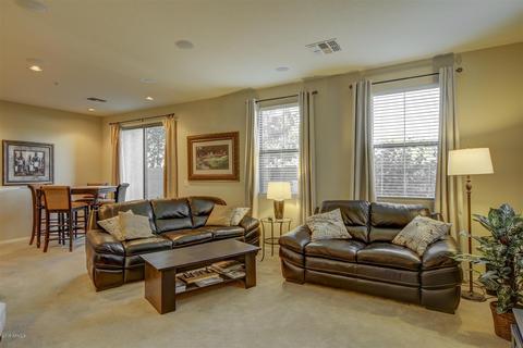 3052 E Dunbar Dr, Phoenix, AZ 85042 photo 5