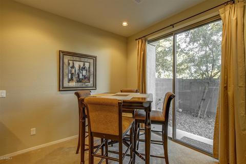 3052 E Dunbar Dr, Phoenix, AZ 85042 photo 8
