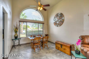 326 E Stonebridge Dr, Gilbert, AZ 85234 photo 6