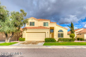 326 E Stonebridge Dr, Gilbert, AZ 85234 photo 1