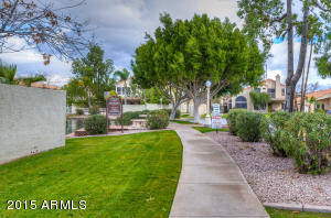 326 E Stonebridge Dr, Gilbert, AZ 85234 photo 40