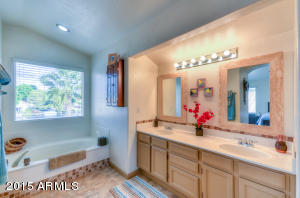 326 E Stonebridge Dr, Gilbert, AZ 85234 photo 30
