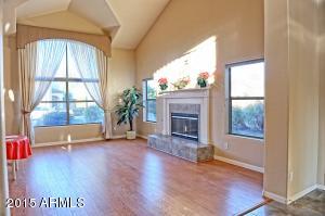 1375 S Hazel St, Gilbert, AZ 85296 photo 2