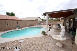 2317 E Smoke Tree Rd, Gilbert, AZ 85296 photo 6