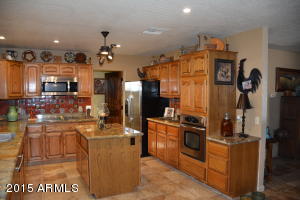 284 N Geronimo Rd, Apache Junction, AZ 85119 photo 2