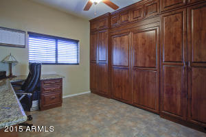 3365 E Longhorn Dr, Gilbert, AZ 85297 photo 8