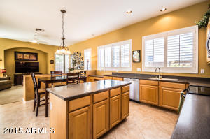 3147 E Indigo Bay Dr, Gilbert, AZ 85234 photo 2