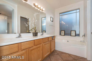 3715 E Linda Ct, Gilbert, AZ 85234 photo 14