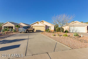 2060 S Lawther Dr, Apache Junction, AZ 85120 photo 1