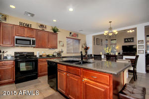 1272 E Cassia Ln, Gilbert, AZ 85298 photo 5