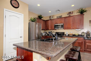 1272 E Cassia Ln, Gilbert, AZ 85298 photo 4
