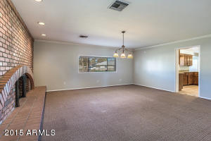 839 W Linger Ln, Phoenix, AZ 85021 photo 10