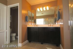 1485 E Chestnut Ln, Gilbert, AZ 85298 photo 30