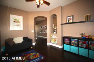 1485 E Chestnut Ln, Gilbert, AZ 85298 photo 6