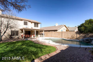 519 E Cathy Dr, Gilbert, AZ 85296 photo 3