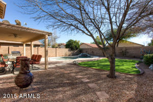 519 E Cathy Dr, Gilbert, AZ 85296 photo 4