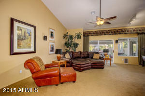 907 S Dolphin Dr, Gilbert, AZ 85233 photo 7