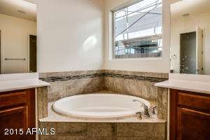 3646 E Cassia Ln, Gilbert, AZ 85298 photo 14