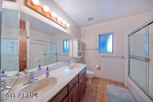 2044 E Watson Dr, Tempe, AZ 85283 photo 16