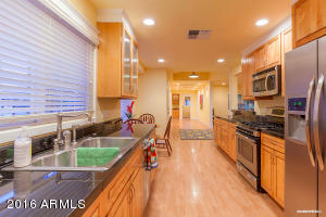 4839 E Mulberry Dr, Phoenix, AZ 85018 photo 9