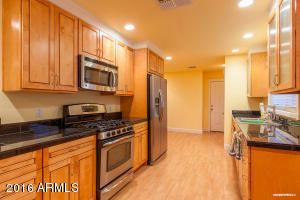 4839 E Mulberry Dr, Phoenix, AZ 85018 photo 10
