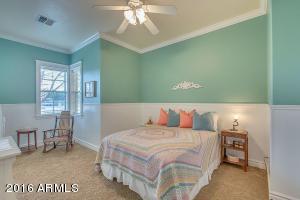 2066 E Appleby Rd, Gilbert, AZ 85298 photo 14